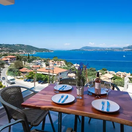 Sky View Maisonette - Shared Pool Access شقة نِكيانا