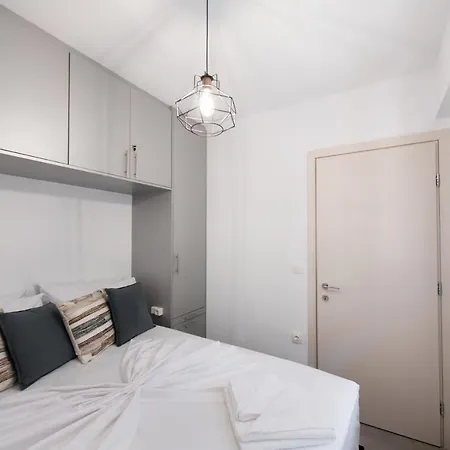 Apartment Birds 2br Maisonette Nikiana