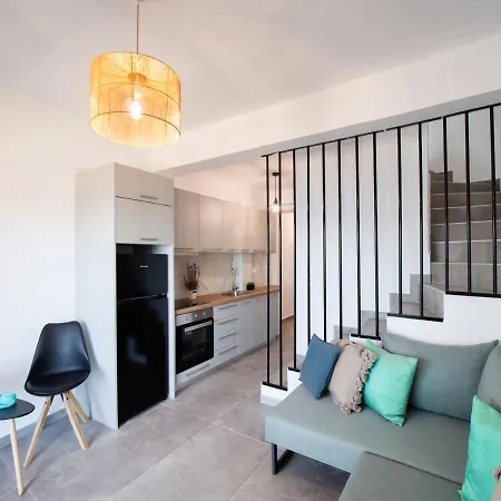 Apartment Birds 2br Maisonette Nikiana